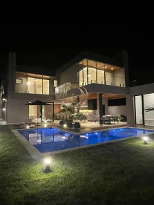 Sobrado com 5 Quartos à venda, 600m² no Urbanova VII, São José dos Campos