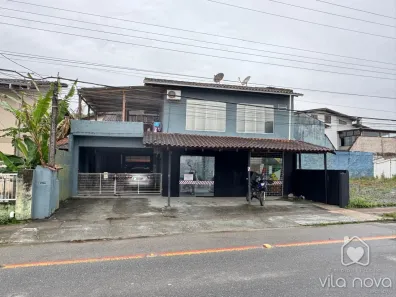 Casa com 6 Quartos à venda, 376m² no Vila Nova, Joinville