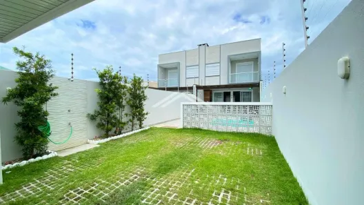 Sobrado com 3 Quartos à venda, 133m² no Cambijú, Itapoá