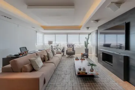 Apartamento com 3 Quartos à venda, 167m² no Mont Serrat, Porto Alegre
