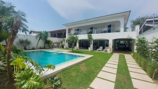 Casa com 5 Quartos à venda, 445m² no Jardim Virgínia, Guarujá