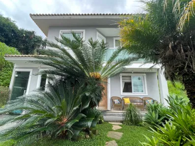 Casa de Condomínio com 3 Quartos à venda, 129m² no Tijuca, Teresópolis