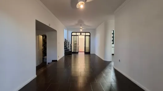 Casa com 3 Quartos para alugar, 234m² no Jardim São Luiz, Ribeirão Preto
