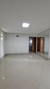 Apartamento com 2 Quartos para alugar, 69m² no Zona 07, Maringá