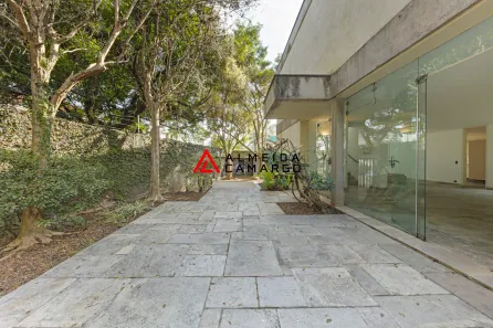 Casa com 3 Quartos à venda, 326m² no Jardim Europa, São Paulo
