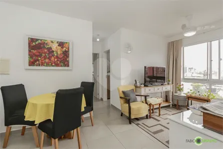 Apartamento com 2 Quartos à venda, 70m² no Partenon, Porto Alegre