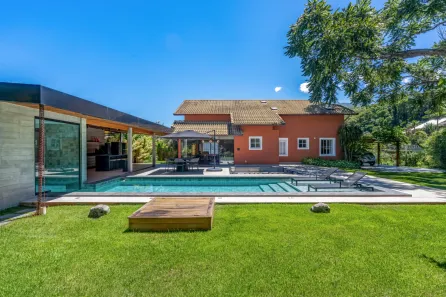 Casa de Condomínio com 4 Quartos à venda, 272m² no Itaipava, Petrópolis