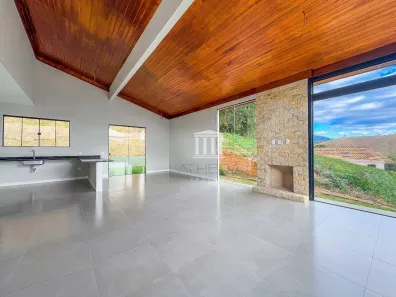 Casa de Condomínio com 3 Quartos à venda, 150m² no Prata, Teresópolis