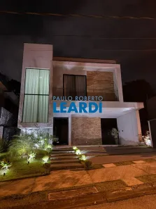 Casa de Condomínio com 3 Quartos à venda, 210m² no Fazenda Rodeio, Mogi das Cruzes