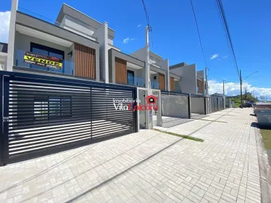 Sobrado com 4 Quartos à venda, 177m² no Betaras, Matinhos