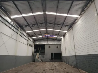 Galpão/Depósito/Armazém à venda, 365m² no Betim Industrial, Betim