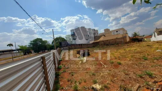 Lote/Terreno com 1 Quarto à venda, 11m² no Tubalina, Uberlândia