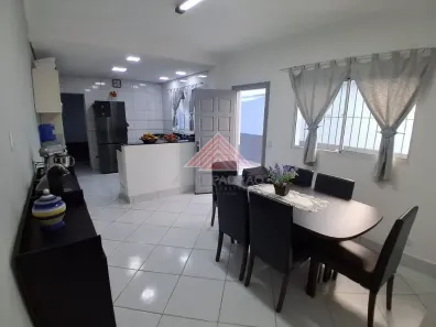 Sobrado com 3 Quartos à venda, 209m² no Parque das Américas, Mauá