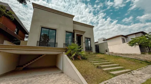 Casa de Condomínio com 4 Quartos à venda, 300m² no Condomínio Residencial Vila Jardim, Cuiabá