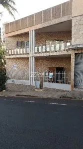 Casa com 6 Quartos para alugar, 327m² no Centro, Uberaba