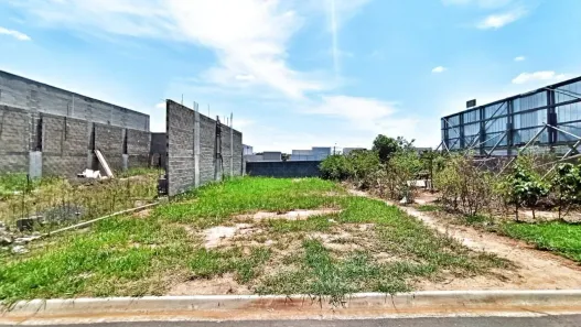 Lote/Terreno à venda, 250m² no Residencial Parque Imperial, Salto