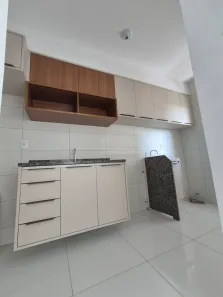 Apartamento com 2 Quartos para alugar, 50m² no Alto do Calhau, São Luís