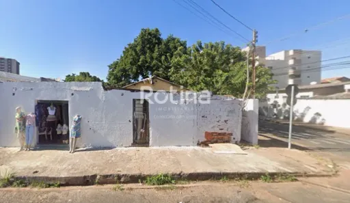 Lote/Terreno à venda, 360m² no Saraiva, Uberlândia