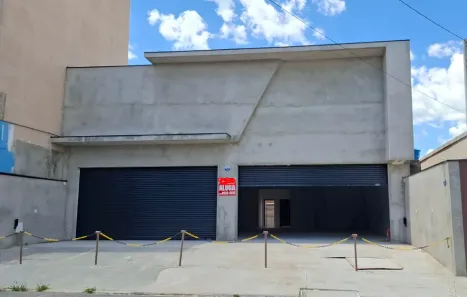 Sala Comercial para alugar, 268m² no Vila Vianelo, Jundiaí