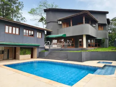 Casa de Condomínio com 5 Quartos para alugar, 697m² no Residencial Euroville, Carapicuíba