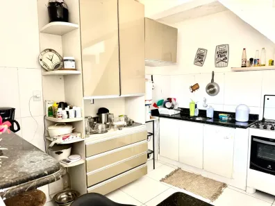 Casa com 6 Quartos à venda, 250m² no Santa Lúcia, Maceió