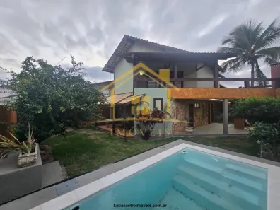 Casa com 4 Quartos à venda, 398m² no Camboinhas, Niterói