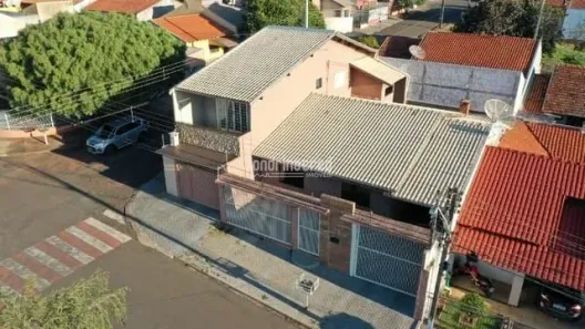 Casa com 5 Quartos à venda, 260m² no Jardim Novo Horizonte, Rolândia