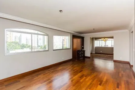 Apartamento com 3 Quartos à venda, 210m² no Vila Uberabinha, São Paulo