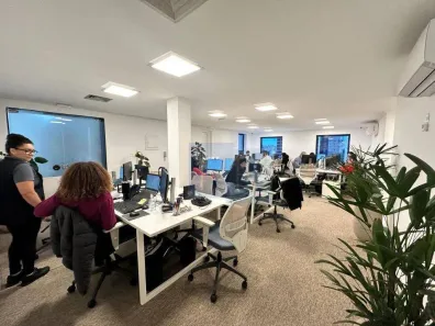 Sala Comercial para alugar, 75m² no Liberdade, São Paulo