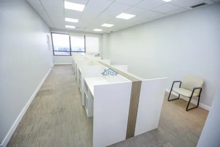 Sala Comercial para venda ou aluguel, 162m² no Alphaville Industrial, Barueri