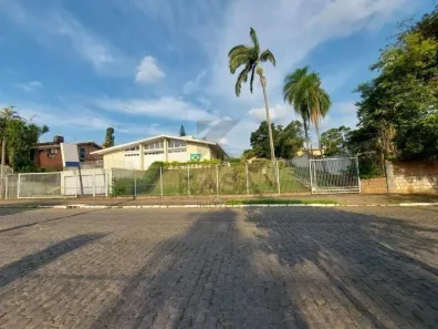 Casa com 4 Quartos para alugar, 320m² no Nossa Senhora das Graças, Canoas