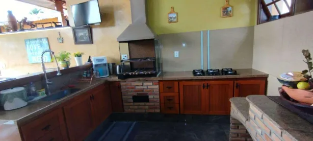 Fazenda/Sítio com 4 Quartos à venda, 8000m² no Pinhões, Santa Luzia