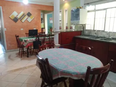 Casa com 3 Quartos para alugar, 600m² no Parque Primavera, Guarulhos