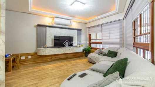 Casa com 3 Quartos à venda, 272m² no Jardim Itu, Porto Alegre