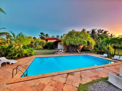 Casa com 7 Quartos à venda, 600m² no Tabuba, Caucaia