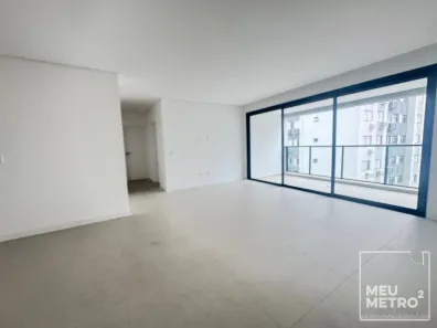 Apartamento com 3 Quartos à venda, 107m² no Centro, Florianópolis