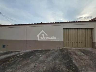 Casa com 3 Quartos para alugar, 148m² no Jardim Novo Mundo, Goiânia