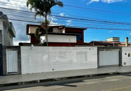 Sobrado com 3 Quartos à venda, 375m² no Cidade Nova, Feira de Santana