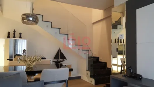 Apartamento com 3 Quartos à venda, 147m² no Cabral, Curitiba