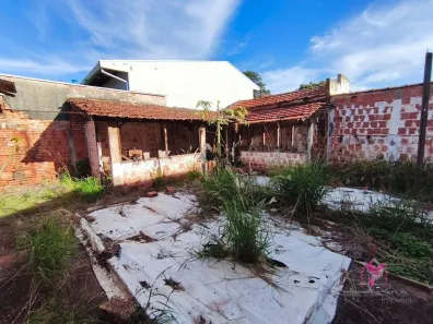 Lote/Terreno à venda, 299m² no Centro, Leme