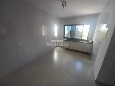 Apartamento com 3 Quartos à venda, 76m² no Saraiva, Uberlândia