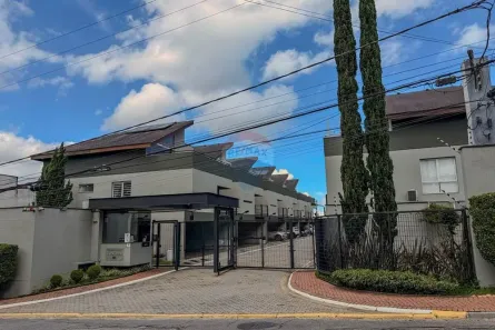 Casa de Condomínio com 3 Quartos à venda, 180m² no Jardim Armênia, Mogi das Cruzes