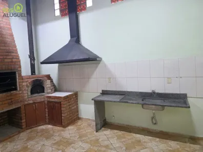 Casa de Condomínio com 3 Quartos para alugar, 196m² no Despraiado, Cuiabá
