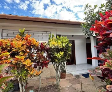 Casa com 2 Quartos à venda, 336m² no Tristeza, Porto Alegre
