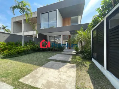 Casa de Condomínio com 4 Quartos à venda, 350m² no Barra da Tijuca, Rio de Janeiro
