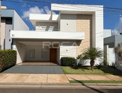 Sobrado com 4 Quartos à venda, 242m² no Jardim Jockey Clube, São Carlos