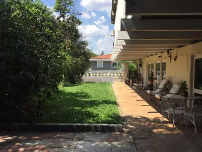 Sobrado com 4 Quartos para alugar, 700m² no Jardim Guedala, São Paulo