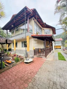 Casa com 4 Quartos à venda, 500m² no Parque Dom João VI, Nova Friburgo