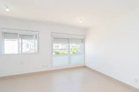 Apartamento com 1 Quarto para alugar, 40m² no Vila Nova, Porto Alegre