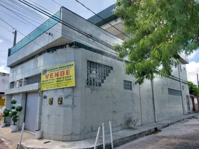 Casa com 4 Quartos à venda, 300m² no Imbiribeira, Recife